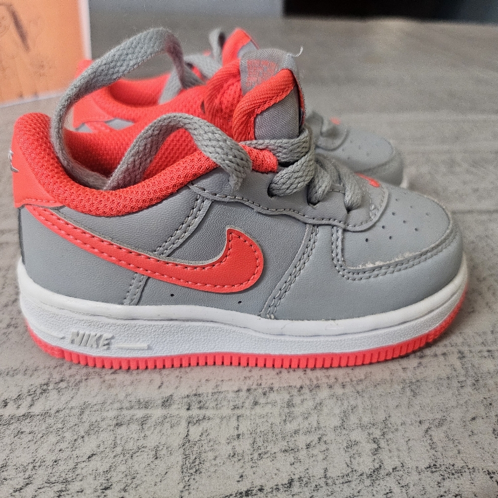 Nike Kids Sneakers - 6c